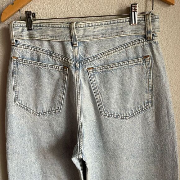 NWT Abercrombie & Fitch The Loose High Rise Belted Jeans in Light Wash - Picture 4 of 6